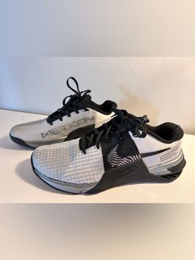 Nike Metcon 8 Premium White Black Iridescent - Women’s Size 10